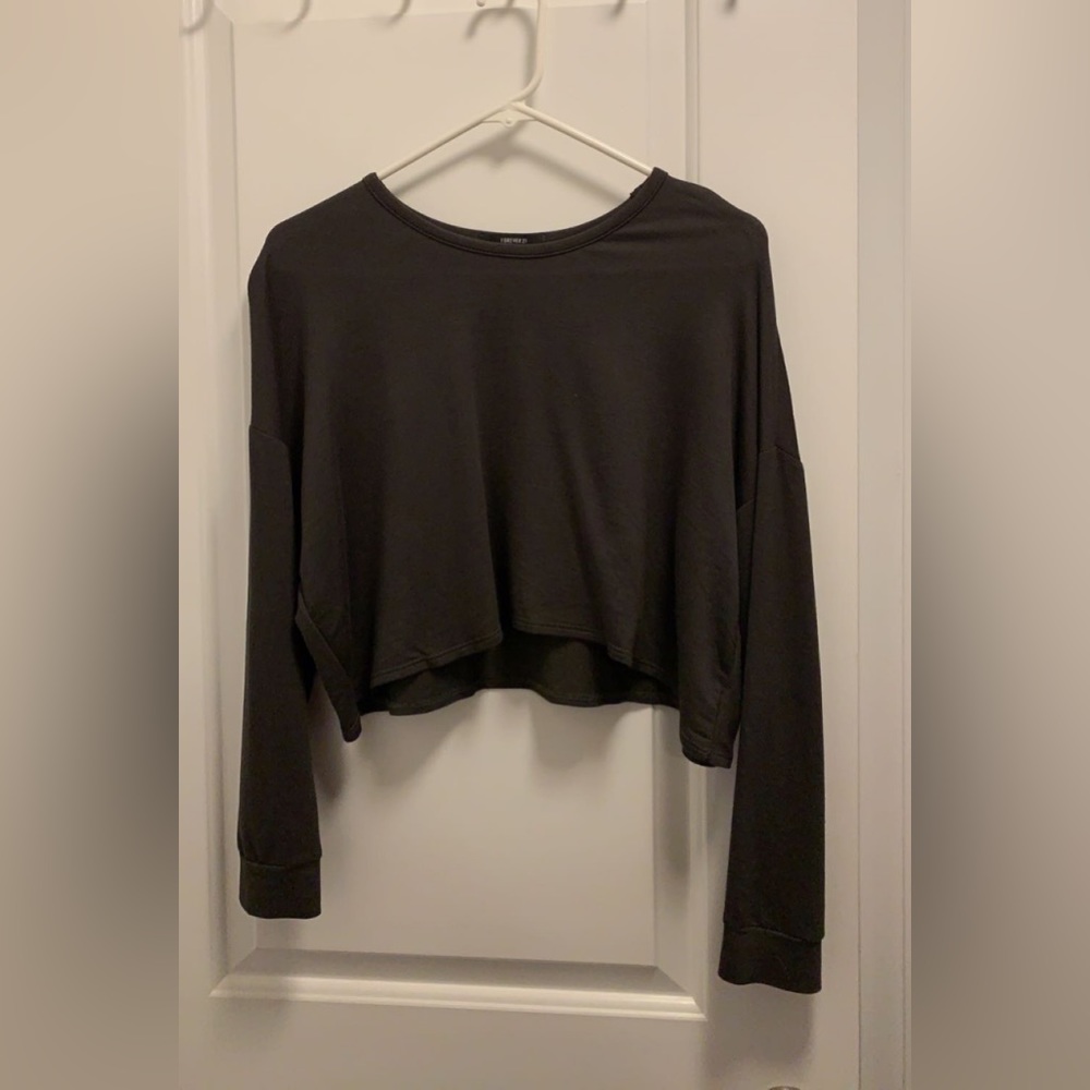 Long sleeve crop top NWOT